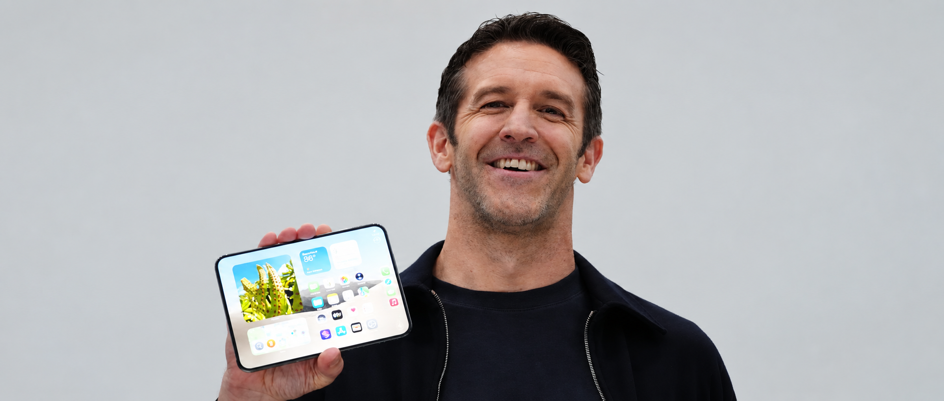 苹果新CEO提速、华为Mate90亮相、OpenAI低价大模型发布，企业上云正当时